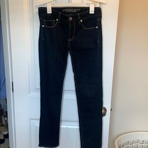 American eagle dark wash skinny jeans